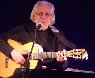 Joël Favereau chante Brassens